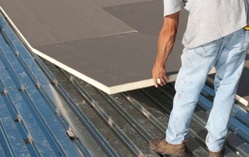 benefits of insulating Stow Bridge flat roofing